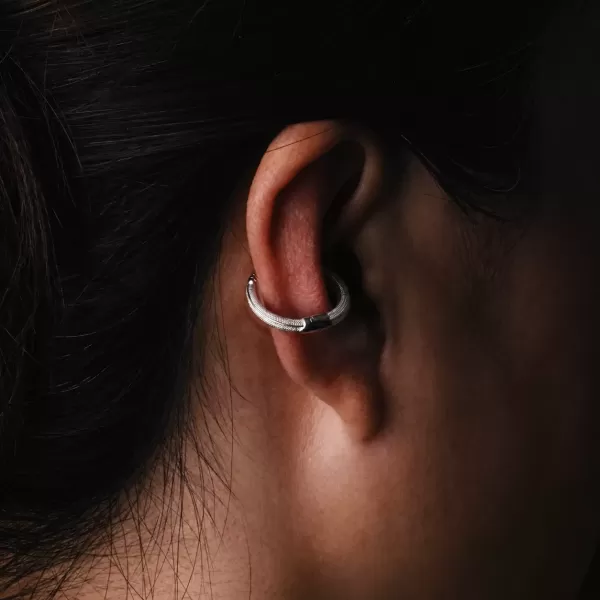 Rattlesnake Ear Cuff - 925 Sterling Silver & Black Zircon