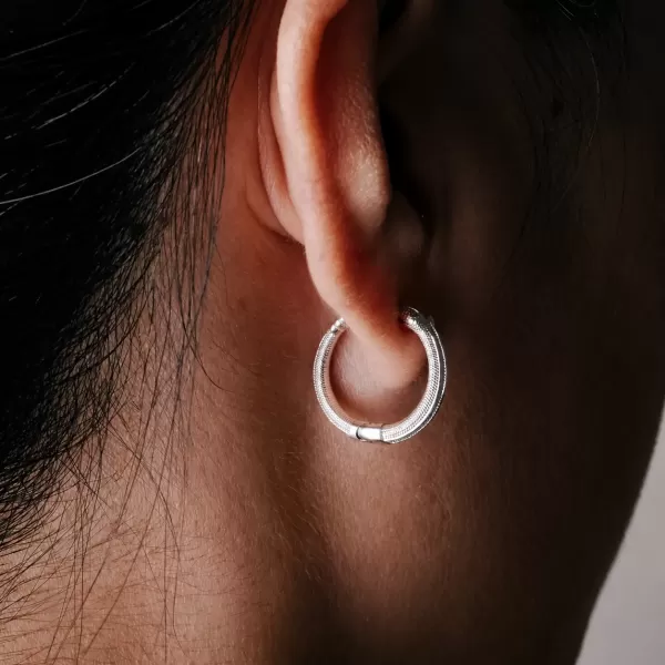 Rattlesnake Ear Cuff - 925 Sterling Silver & Black Zircon