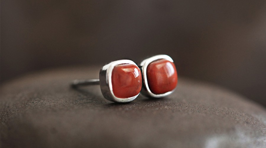 What Do Ruby Earrings Mean? Gemology, July Birthstone & Buyer Facts