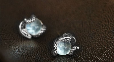 Snake Earrings Meaning: History, Symbolism & Design