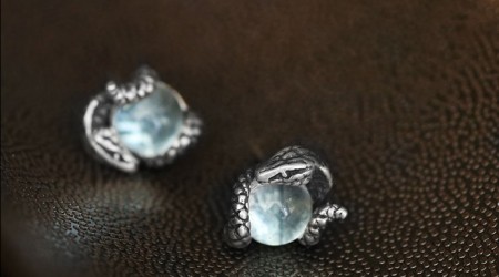 Snake Earrings Meaning: History, Symbolism & Design